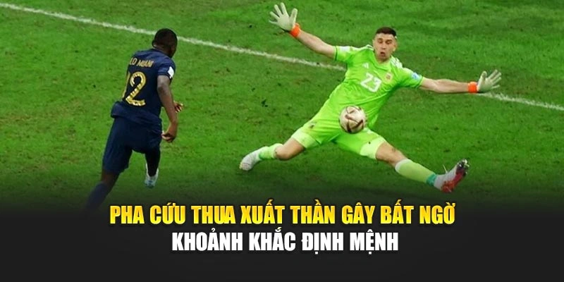 Pha cứu thua xuất thần gây bất ngờ khoảnh khắc định mệnh